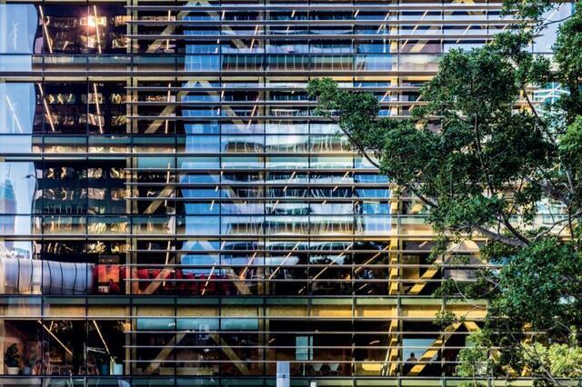 Design for Performance: A new approach to delivering energy efficient offices in the UK